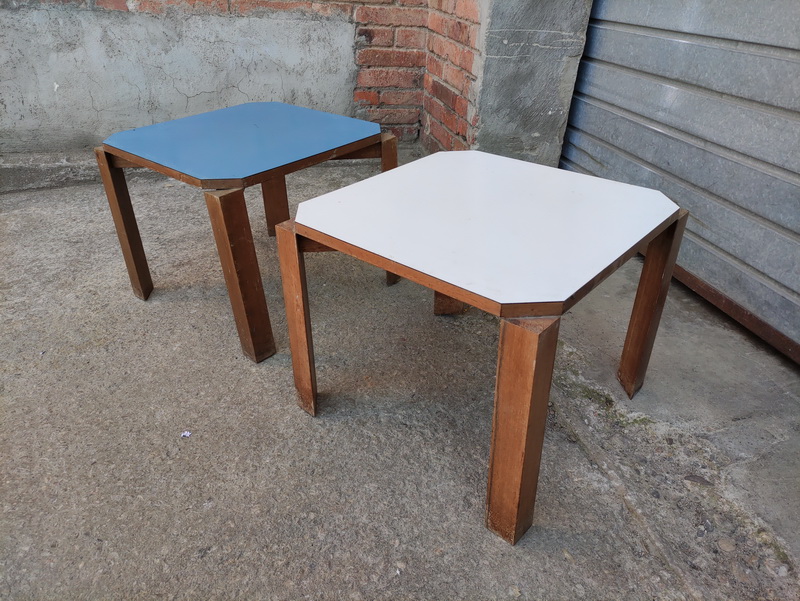 mesa infantil escolar madera azul blanco 37x45x45 6+8u